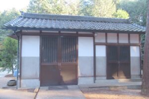 諏訪神社(岐阜県多治見市根本町)祭器庫(倉庫)
