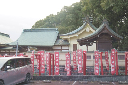 白鳥神社(愛知県東郷町)社殿を横から
